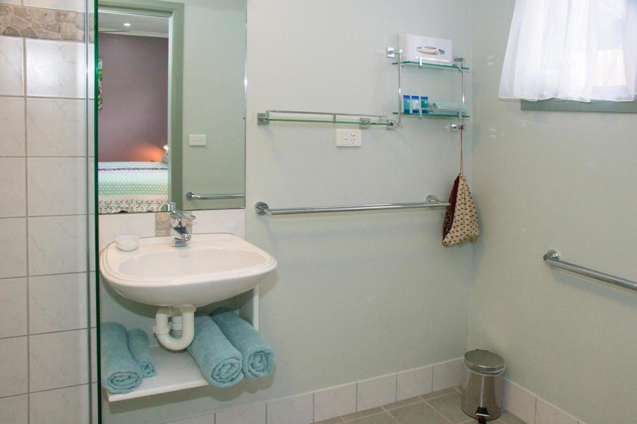 Gecko Guest House Cooktown Dış mekan fotoğraf